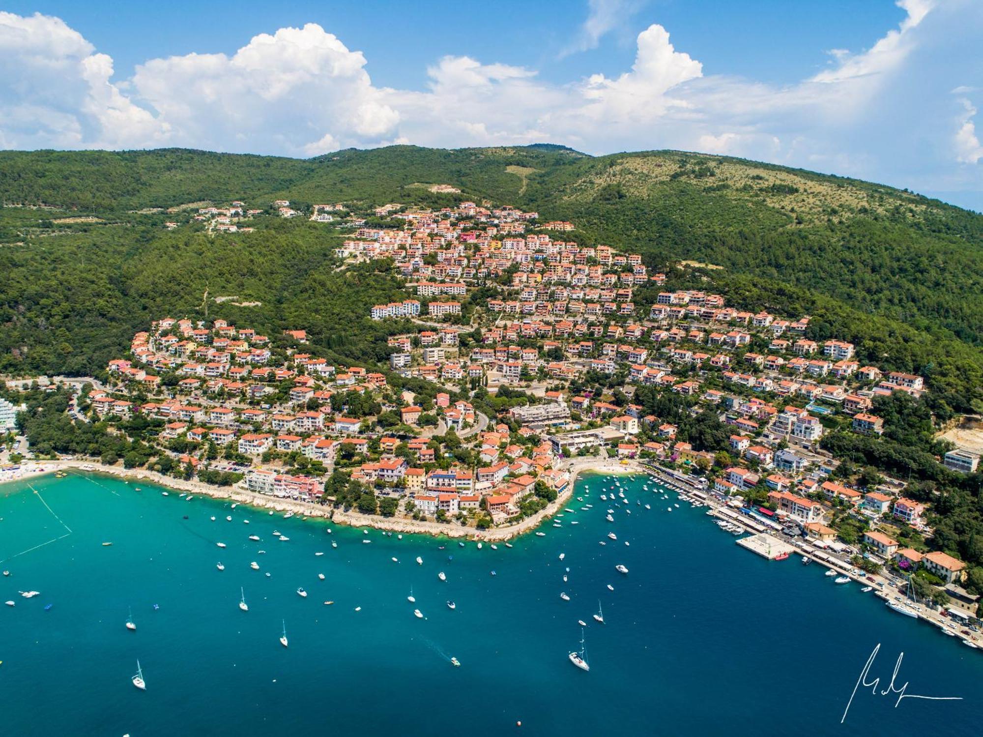 Apartment Lucille In Center Of Рабац Экстерьер фото