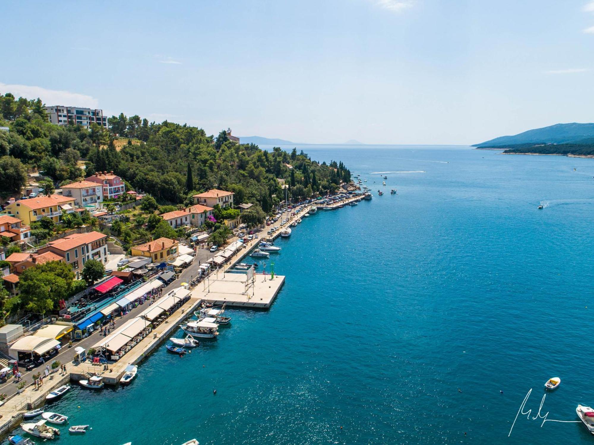 Apartment Lucille In Center Of Рабац Экстерьер фото